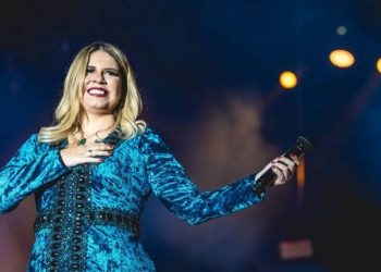Jornalismo lixo da Folha de SP afirma que Marília “nunca foi uma excelente cantora e seu visual não era atraente”