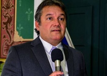 Mauro Cardim pede “transparência” a Guilherme Bellintani  