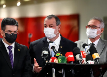 VERGONHA INTERNACIONAL: Tribunal Penal Internacional não aceita receber senadores da CPI da Covid