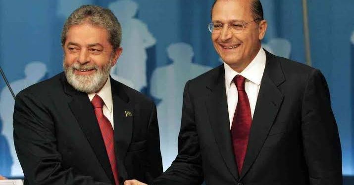 Alckmin se alia com Lula para participar da “cena do crime”