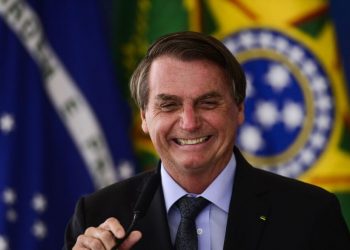 Bolsonaro cria “Serviço Civil Voluntário” com bolsa de R$ 606
