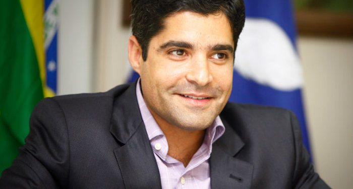 Pesquisa: ACM Neto lidera com 52%; Wagner, 29%; e Roma, 5%