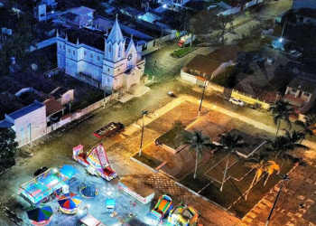 Prefeito de Canavieiras embarga obra da Igreja Católica e ataca covardemente o padre