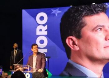 Podemos aprova discussão para federação com Cidadania