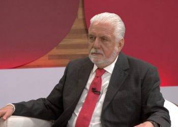 Jaques Wagner pensa em desistir da candidatura ao governo da Bahia