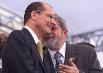 ‘Casal que está junto há mais de 50 anos’, diz Lula sobre relação com Alckmin