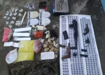 Operação em Simões Filho resulta em tiroteio e três armas apreendidas