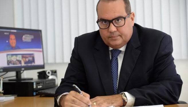 “Jaques Wagner e Rui Costa são contra abaixar o preço dos combustíveis para população”, aponta Sandro Régis