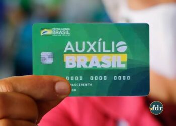 Auxílio Brasil de R$ 600 já deve começar a ser pago próximo mês