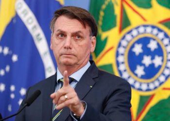 BOMBA! Bolsonaro afirma que tem provas que ganhou as eleições de 2018 no primeiro turno