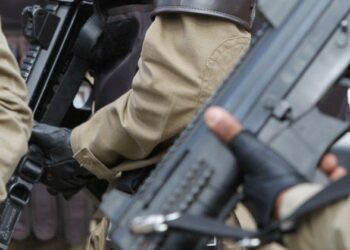 Lauro de Freitas: Dois adolescentes de 15 anos são baleados durante operação policial