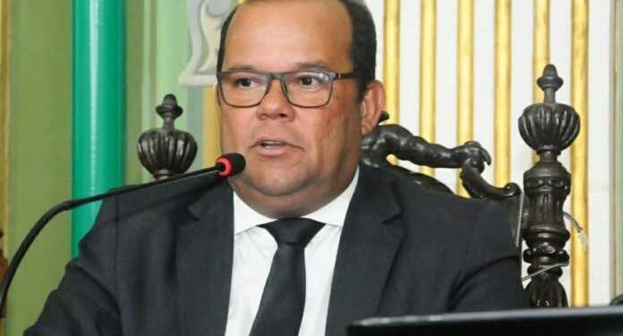 Geraldo Jr. se recusa a receber intimação e desafia decisão judicial