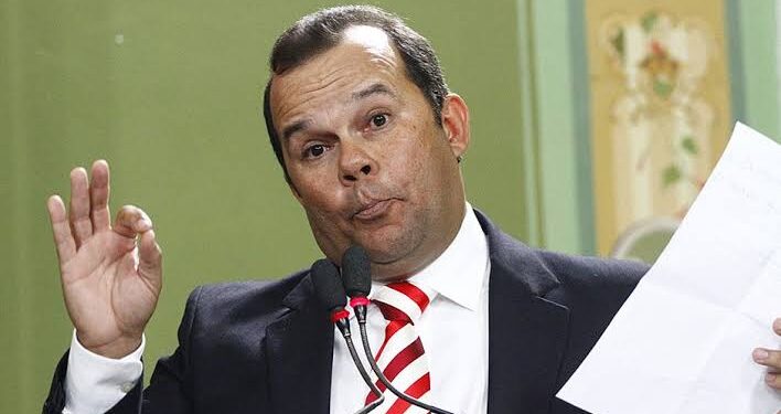 Geraldo Júnior sofre derrota e justiça suspende derrubada do veto do prefeito Bruno Reis