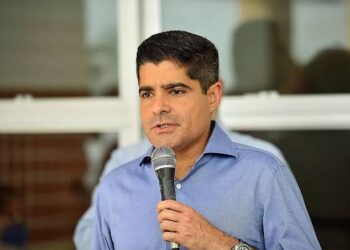 Pesquisa Ipec: ACM Neto lidera com 56%, seguido por Jerônimo Rodrigues com 13%