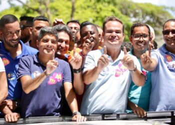 Itabuna: ‘As pessoas depositam esperança em nós’, diz Cacá Leão sobre aliança com ACM Neto