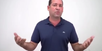 Após ser chamado de traidor, Prefeito rebate o governador Rui Costa