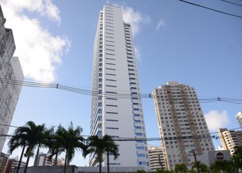 MP estuda iniciar investigação sobre compra de mansão de Rui Costa em Salvador