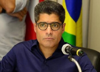 Justiça Eleitoral manda suspender propaganda do PT com fake news contra ACM Neto