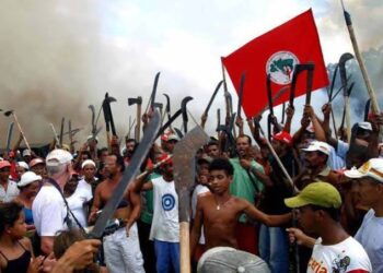 MST acena com retomada de invasões de terras em caso de vitória de Lula