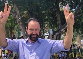 Falso bolsonarista que já foi flagrado no gabinete de Rui Costa recebeu 200 mil do fundo partidário