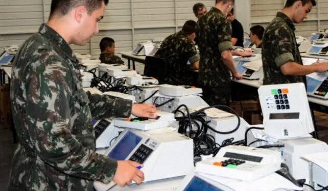 Forças Armadas farão apuração paralela em tempo real com 385 urnas
