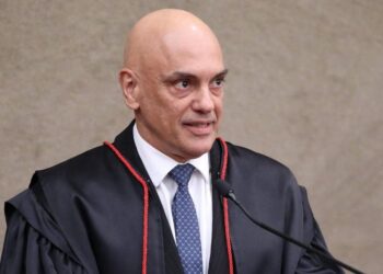 Alexandre de Moraes proibe a polícia Federal e o CADE de investigar empresas de pesquisas