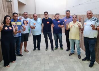 Vereadores e filhos de ex-prefeitos de Gandu declaram apoio a ACM Neto