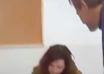 Mesária se recusa cumprimentar Haddad; veja vídeo