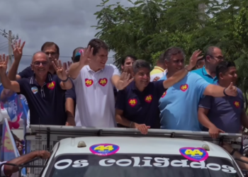 Zé Cocá mostra força e faz uma gigantesca carreata pró-ACM Neto em Jequié