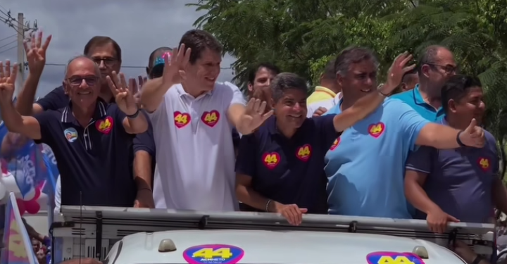 Zé Cocá mostra força e faz uma gigantesca carreata pró-ACM Neto em Jequié