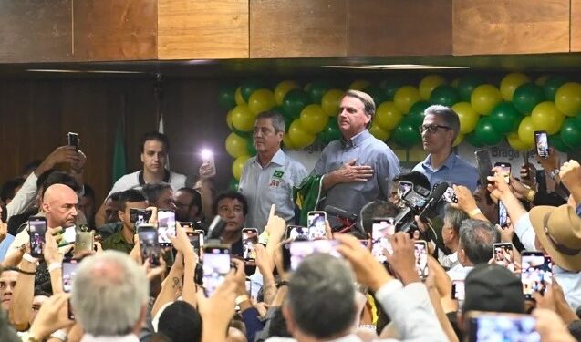 “Pesquisas apontam empate técnico, mas já viramos”, afirma Bolsonaro