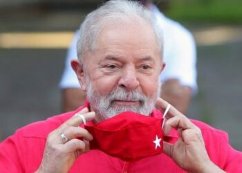 Lula mente ao dizer que gerou 22 milhões de empregos