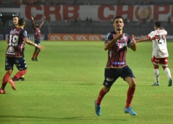 Bahia vence o CRB e conquista o acesso à Série A do Brasileirão