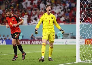 Bélgica sofre mas vence o Canadá na Copa