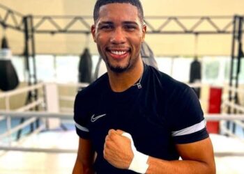 Hebert Conceição vence por nocaute e encerra 2022 invicto no boxe profissional
