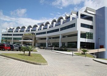 MP-BA lança edital de concurso com vagas para nível médio e superior