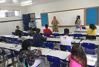 Governo da Bahia não garante pagamento do novo piso salarial aos professores