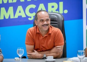 Prefeitura de Camaçari anuncia aumento no piso salarial de professores e agentes comunitários