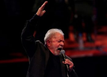 Especialista dispara: “Governo Lula quer exercer sozinho o poder de polícia e de juiz na internet”