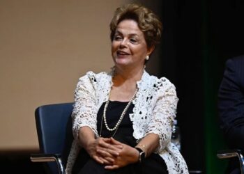 Veja quanto será o salário de Dilma na presidência do Banco Brics