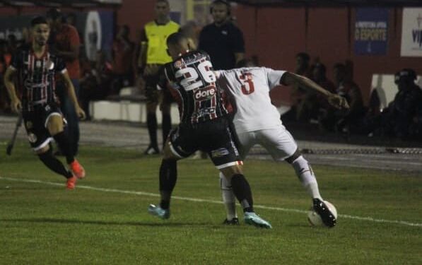 Vitória vence o Atlético-BA fora de casa e se aproxima do G-4 do Baianão