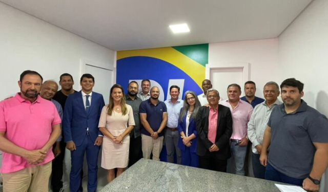 PL baiano mantém diretriz nacional de oposição ao PT, mas libera deputados estaduais para votar com governo Jerônimo