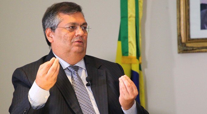 Ministro Flávio Dino apoia regular a ‘liberdade de expressão’