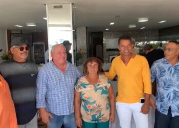 Jarinho oficializa pré-candidatura à Prefeitura de Candeias