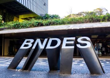 Sob gestão de Bolsonaro, BNDES tem lucro bilionário em 2022