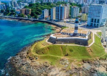 Preparativos e ensaios a todo vapor para o show exclusivo no Farol da Barra