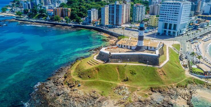 Preparativos e ensaios a todo vapor para o show exclusivo no Farol da Barra