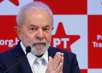 URGENTE: Lula só conseguiu tirar 3 assinaturas da CPMI e dobra a oferta: “Dou cargos no segundo escalão”