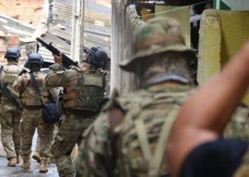 Dois traficantes são mortos durante troca de tiros na região de Tancredo Neves, em Salvador