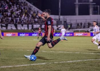 Vitória goleia o ABC e vence mais uma na Série B